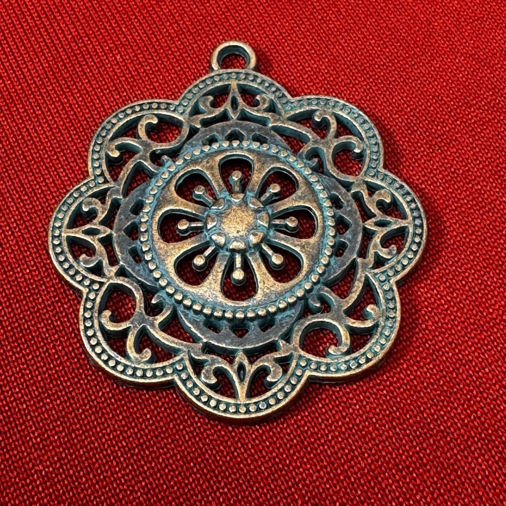 Large Flower Pendant With Green Patina‎ Look